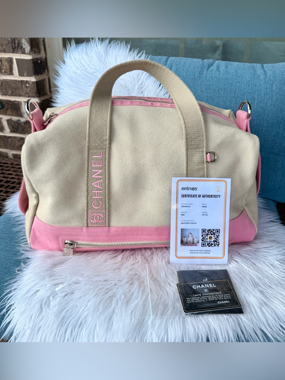 AUTHENTIC VINTAGE CHANEL SPORTS DUFFLE / BOSTON BAG 🩷